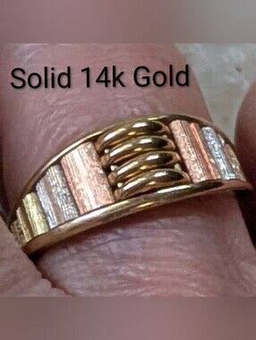 NIB Solid 14kt Tri-color Gold Women's Ring Size 7
